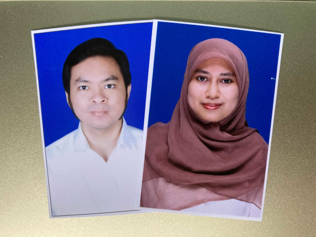 Pas foto berlatar belakang biru Pipin dan Visat